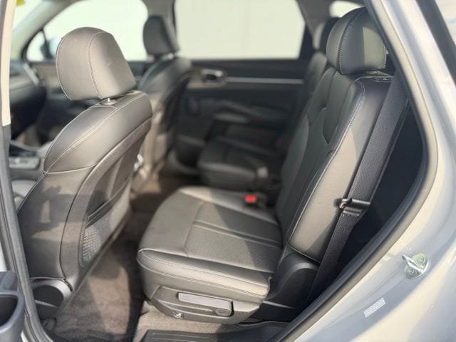 Used 2023 Kia Sorento X-Line EX AWD/4WD image 24