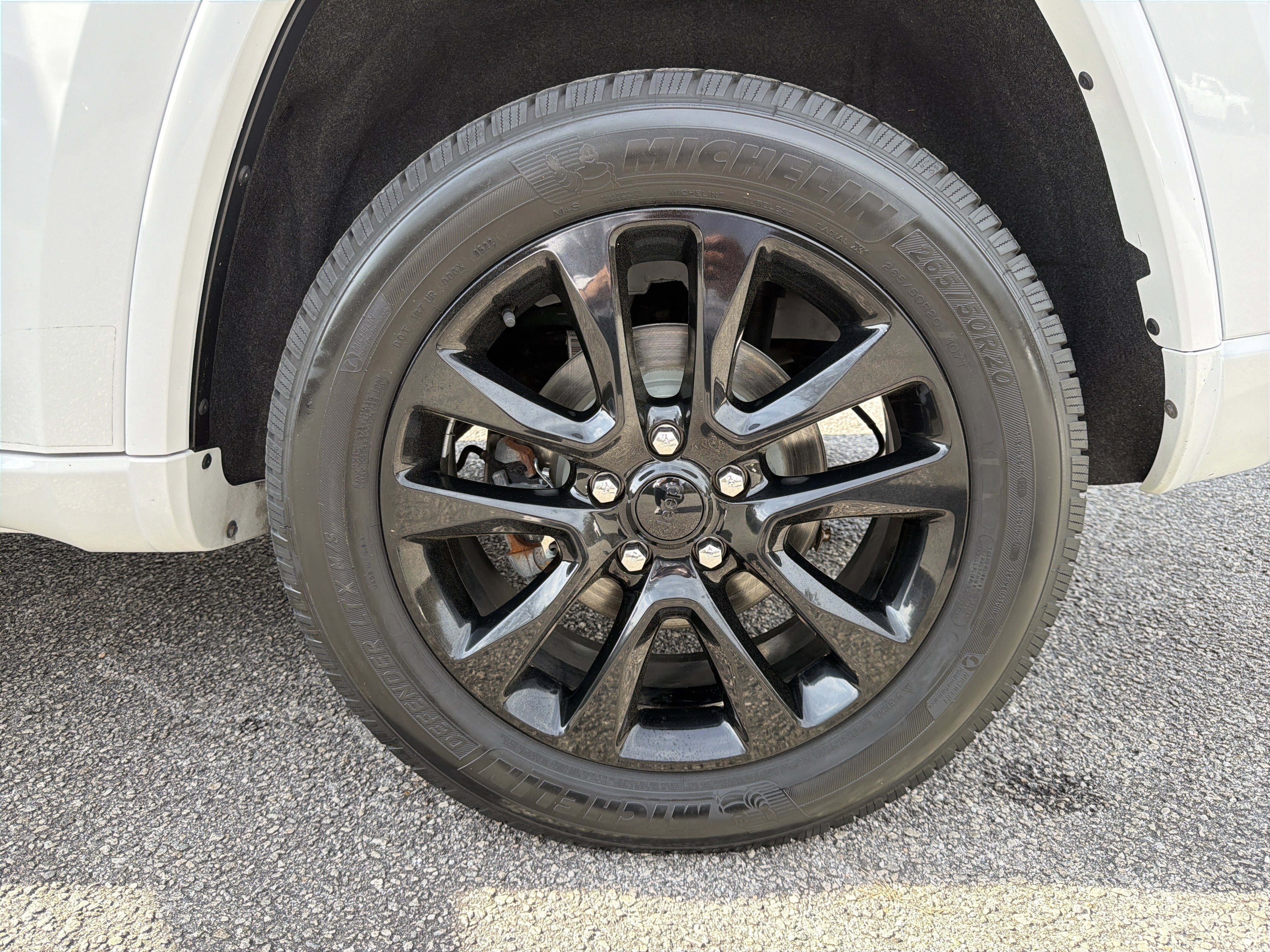 Used 2019 Jeep Grand Cherokee Altitude RWD image 22