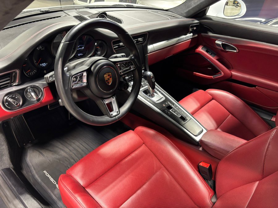 Used 2019 Porsche 911 Carrera 4S image 5
