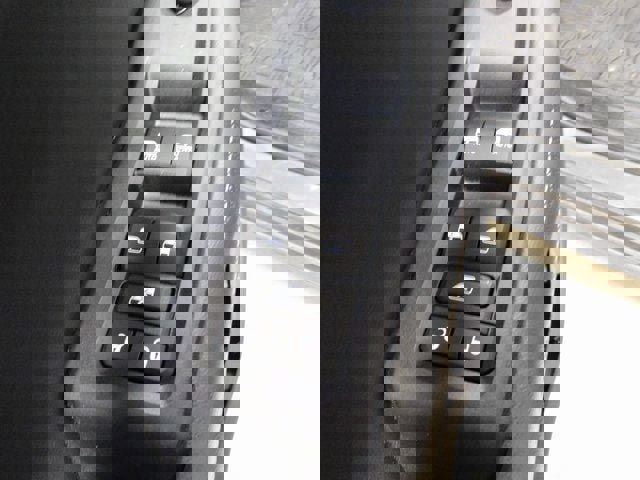 Used 2022 Jeep Grand Cherokee L Altitude image 21