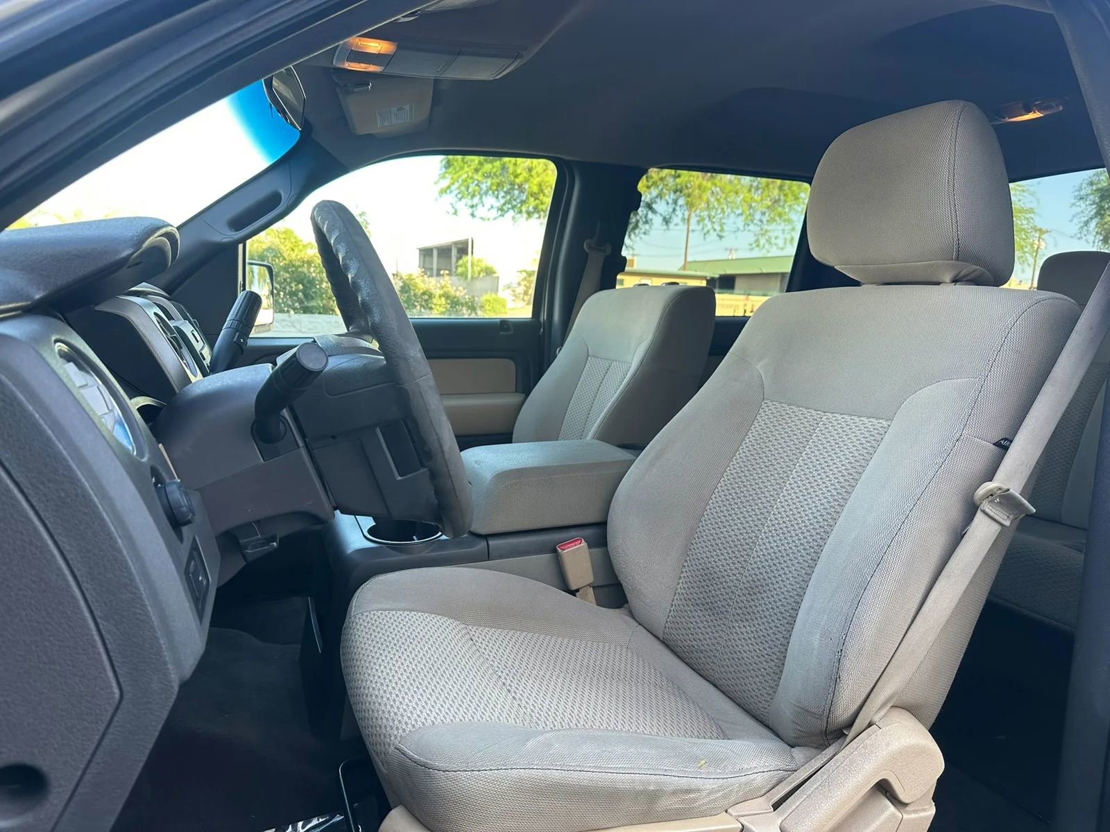 Used 2011 Ford F150 XLT w/ Trailer Tow Pkg image 9