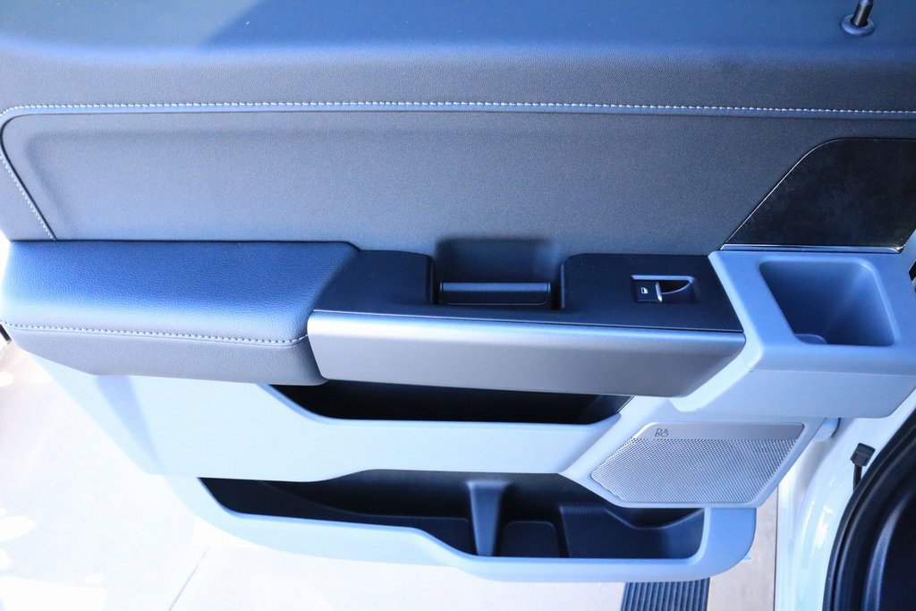 New 2026 Ford F250 XLT w/ XLT Premium Package image 17