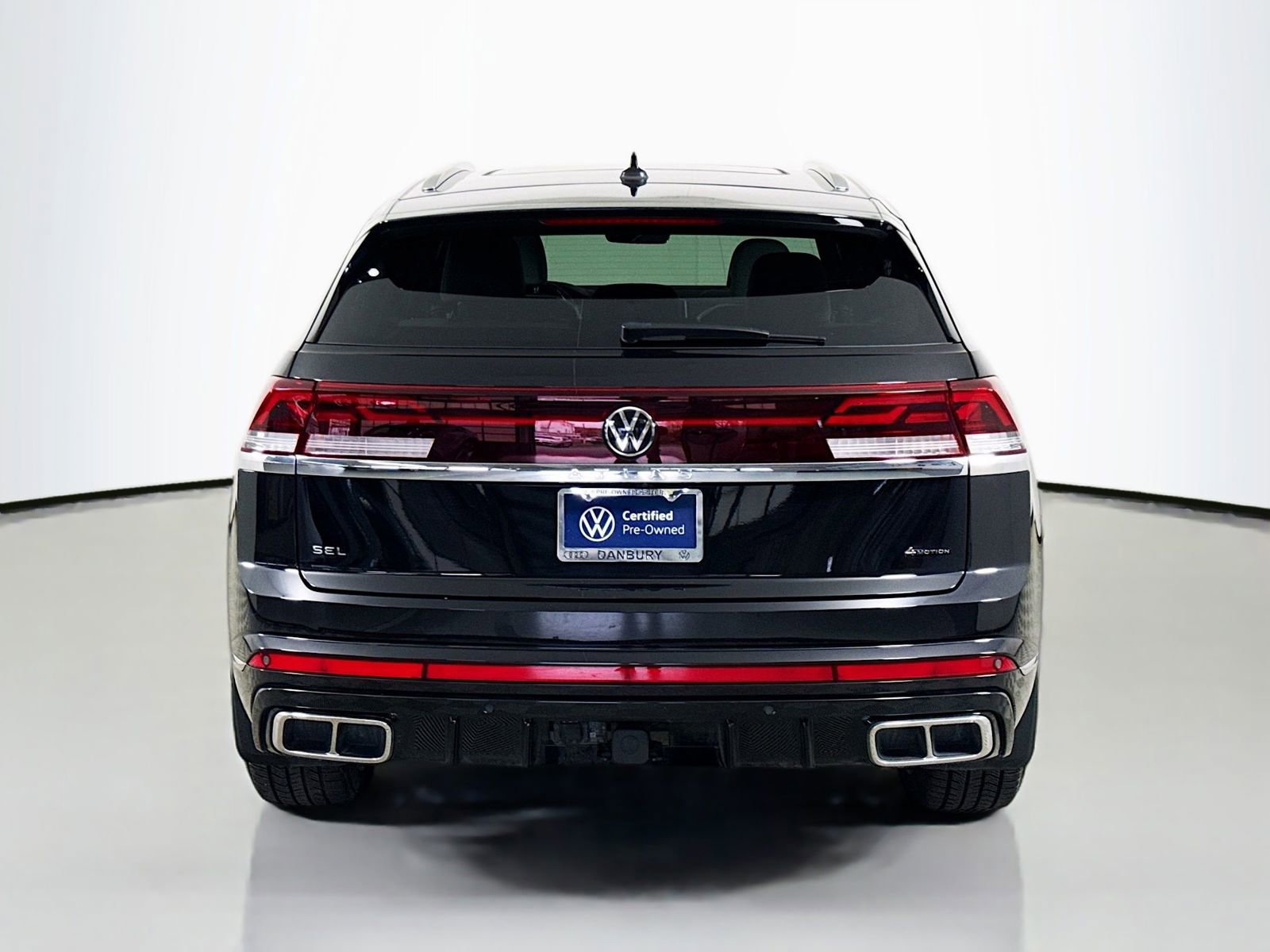 Certified 2024 Volkswagen Atlas Cross Sport SEL Premium R-Line AWD/4WD image 10