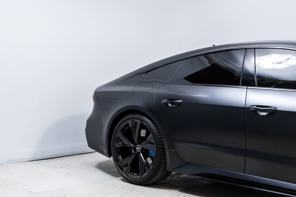 Certified 2025 Audi RS 7 performance Sportback AWD/4WD image 11