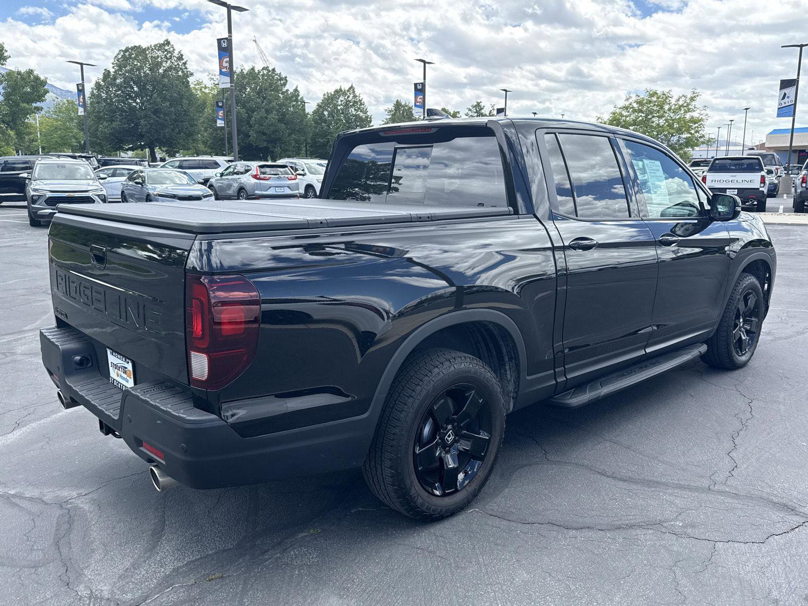 Used 2024 Honda Ridgeline Black Edition image 7