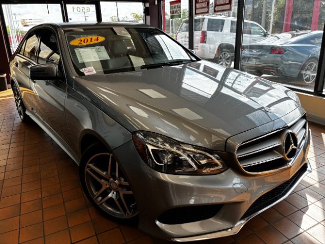Used 2014 Mercedes-Benz E 350 Sedan w/ Premium 1 Package image 1