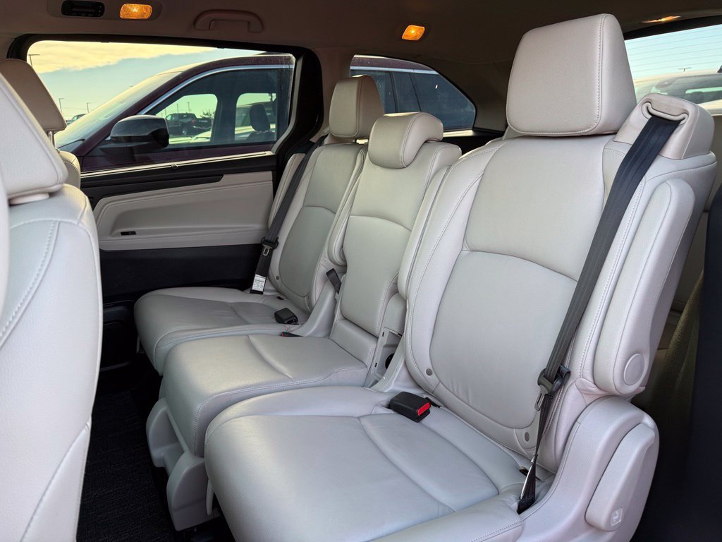 Used 2025 Honda Odyssey EX-L image 4