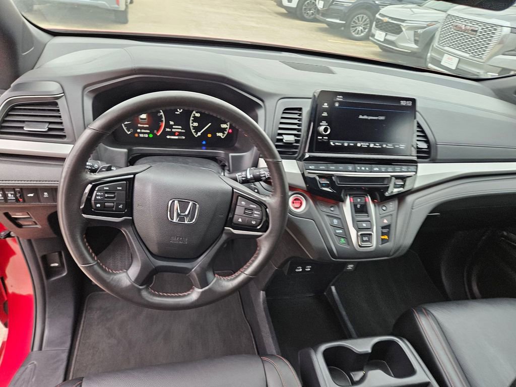 Used 2025 Honda Odyssey Sport-L image 17