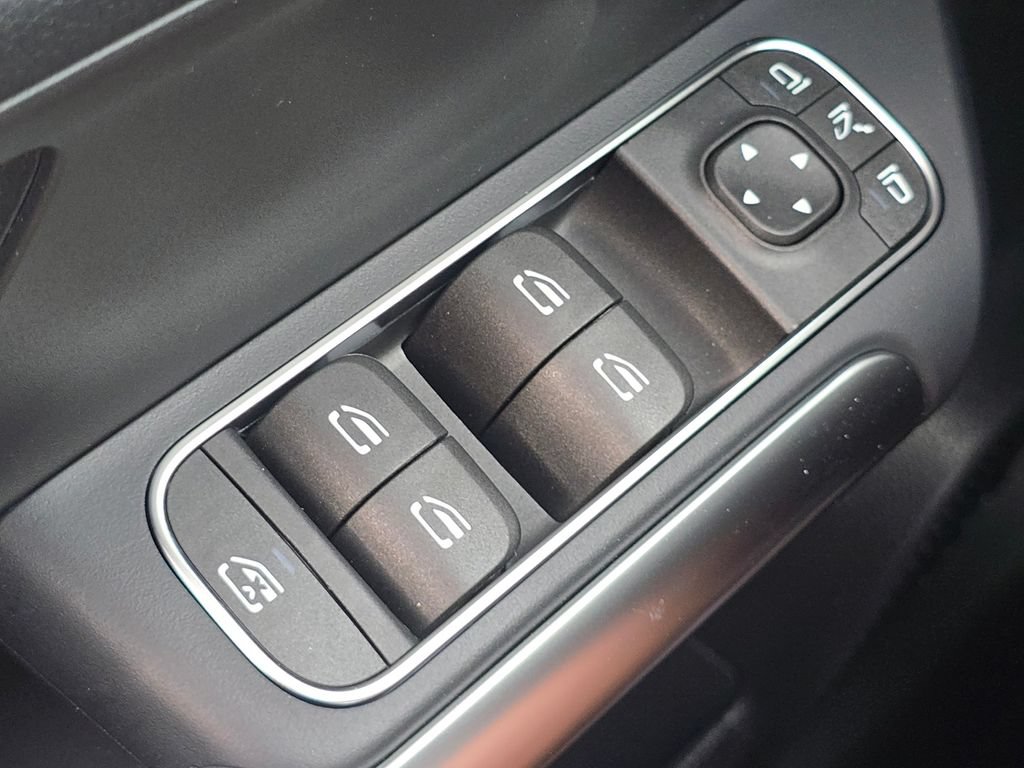 New 2026 Mercedes-Benz GLA 250 4MATIC image 26