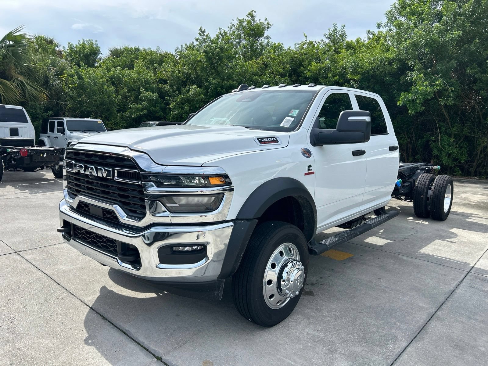 New 2026 RAM 5500 Tradesman w/ Chrome Appearance Group AWD/4WD image 20