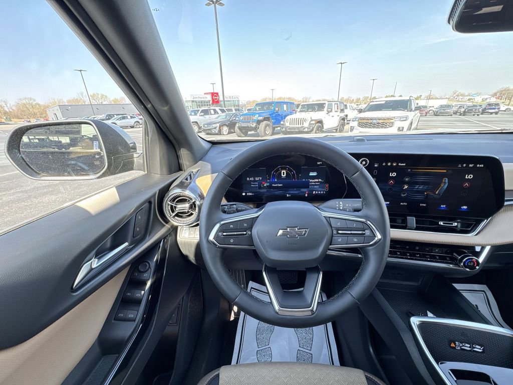 New 2026 Chevrolet Equinox ACTIV image 14