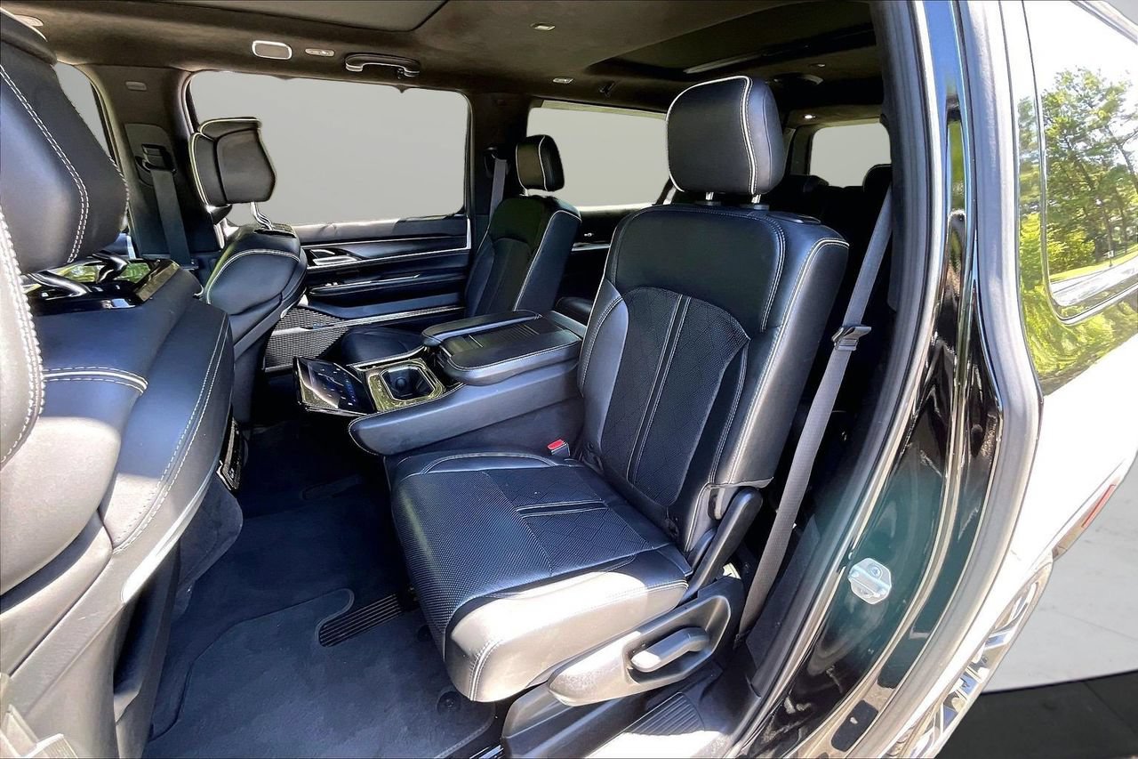 Certified 2024 Jeep Grand Wagoneer L Series II w/ Quick Order Packagew 28T AWD/4WD image 24