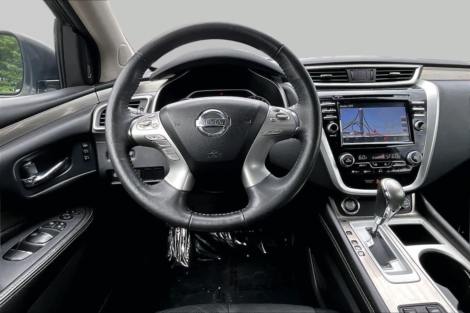 Used 2018 Nissan Murano SL w/ Midnight Edition Package FWD image 6
