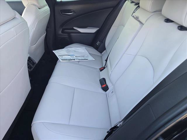 New 2026 Lexus UX 300h FWD image 15