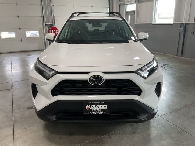 Used 2023 Toyota RAV4 XLE w/ Convenience Package image 2