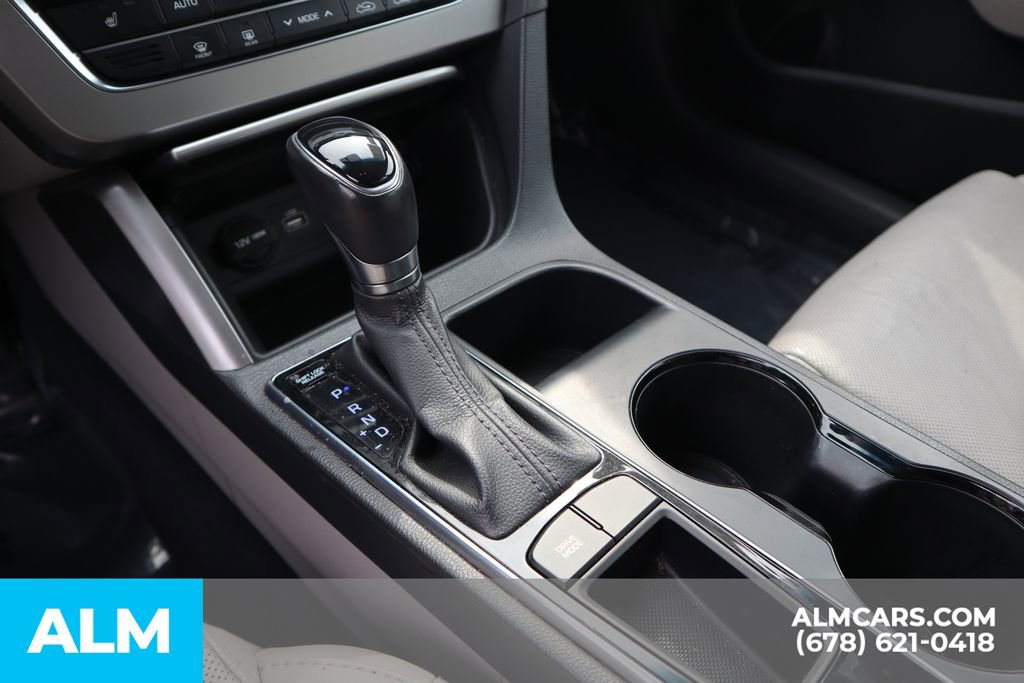 Used 2015 Hyundai Sonata Limited image 29