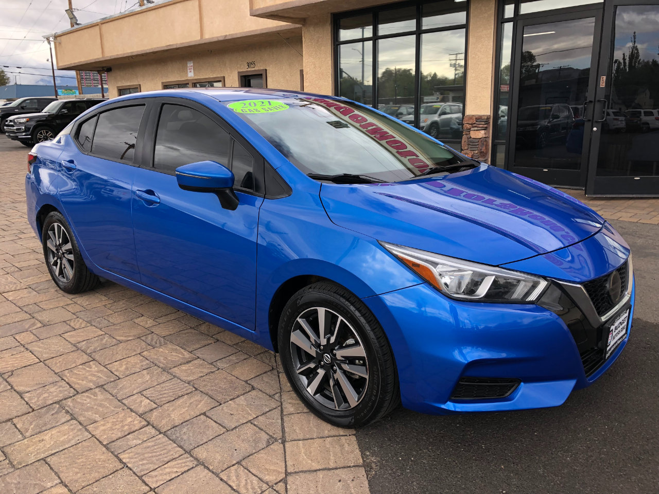 Used 2021 Nissan Versa SV image 7