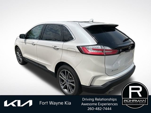 Used 2019 Ford Edge Titanium w/ Equipment Group 301A AWD/4WD image 3