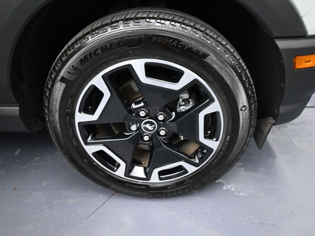 Used 2024 Ford Bronco Sport Outer Banks w/ Tech Package image 18