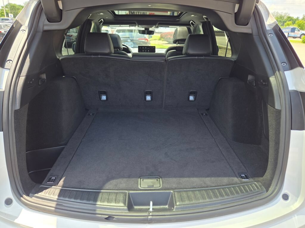 Certified 2025 Acura RDX SH-AWD image 17