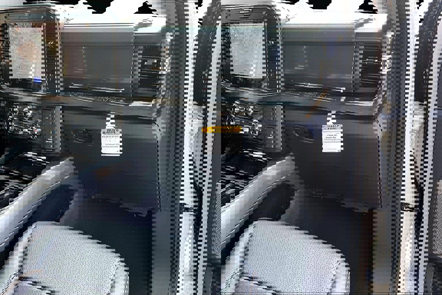 New 2026 Ford F350 Lariat w/ Black Appearance Package image 26