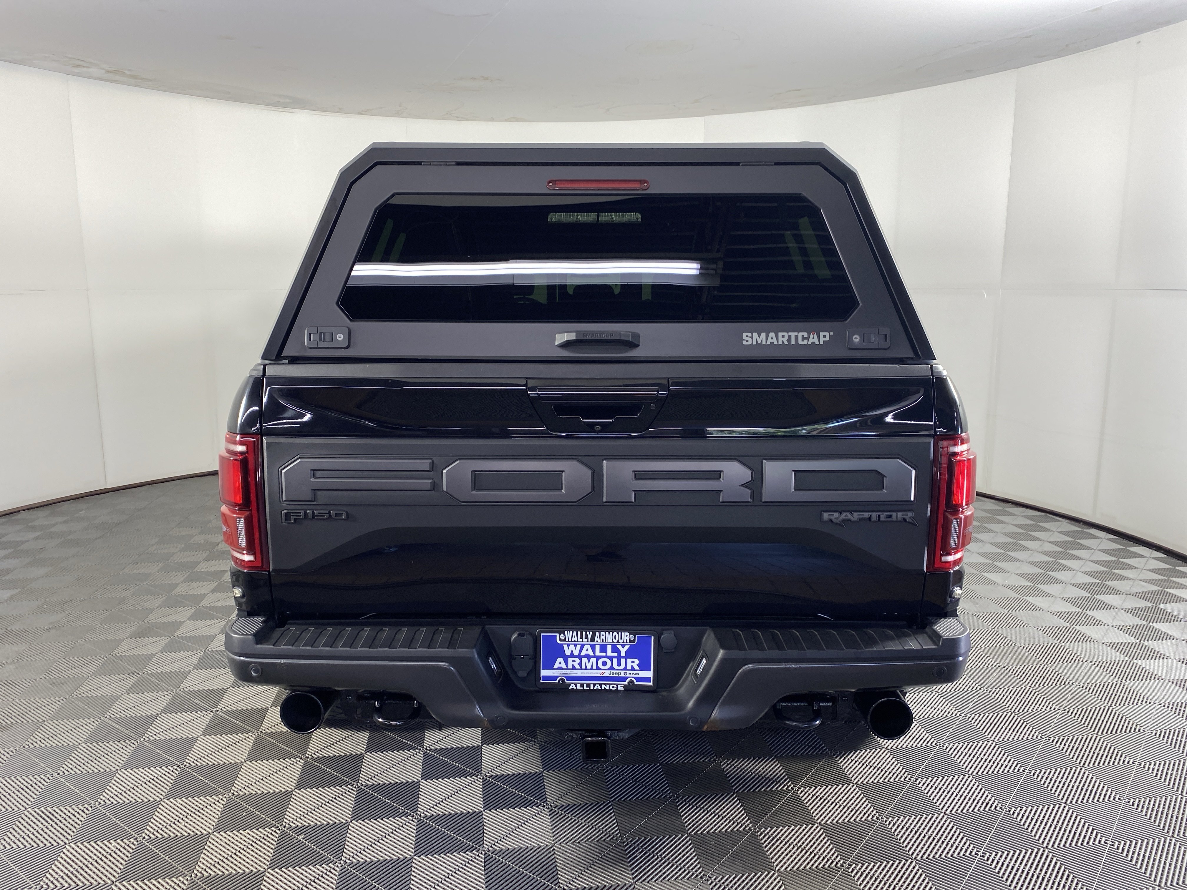 Used 2019 Ford F150 Raptor w/ Equipment Group 802A Luxury AWD/4WD image 9