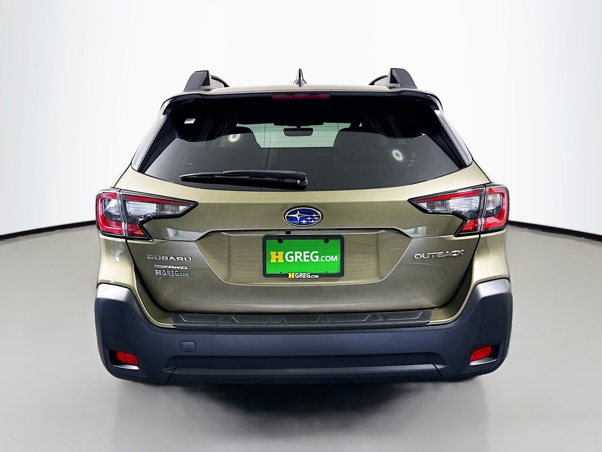 Used 2025 Subaru Outback Premium AWD/4WD image 8