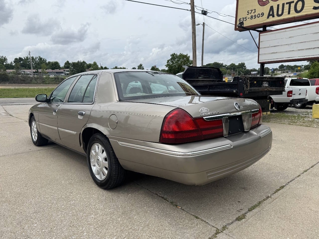 Used 2003 Mercury Grand Marquis LS RWD image 6