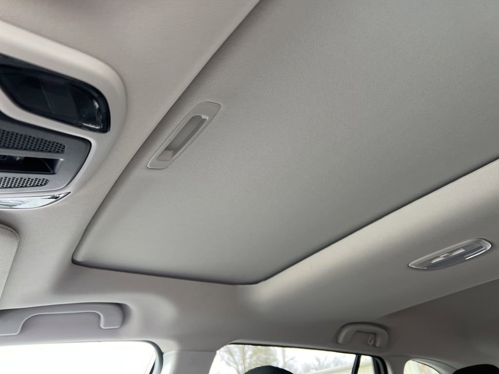 Used 2025 Subaru Outback Premium image 25