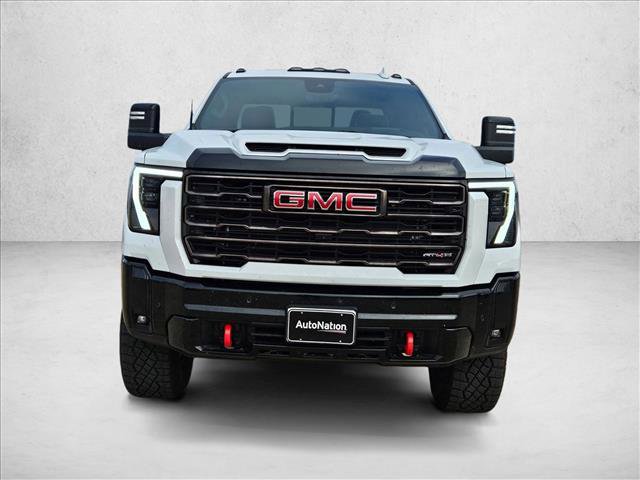 Used 2025 GMC Sierra 2500 AT4X AWD/4WD image 2
