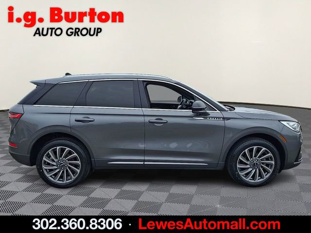 Used 2023 Lincoln Corsair Reserve w/ Equipment Group 201A image 7