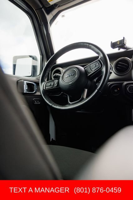 Used 2023 Jeep Gladiator Sport AWD/4WD image 36