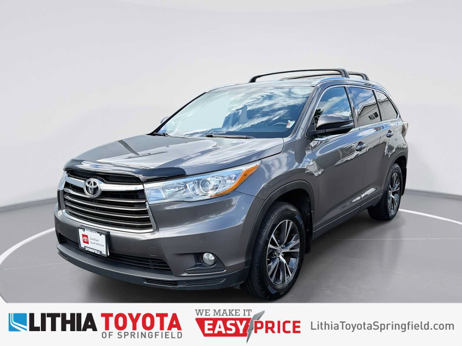 Certified 2016 Toyota Highlander XLE AWD/4WD image 1