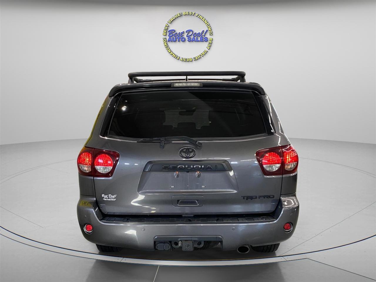 Used 2022 Toyota Sequoia TRD Pro AWD/4WD image 4