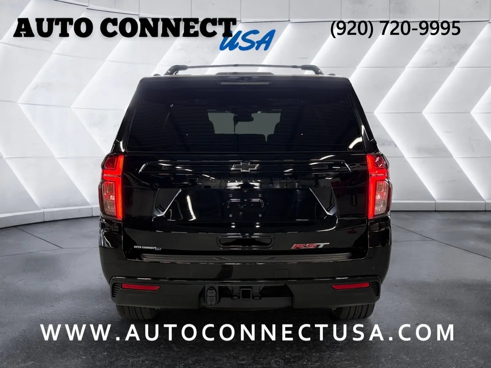 Used 2023 Chevrolet Suburban RST w/ Luxury Package AWD/4WD image 5