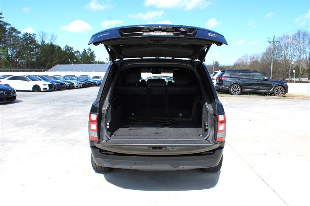 Used 2017 Land Rover Range Rover HSE image 44