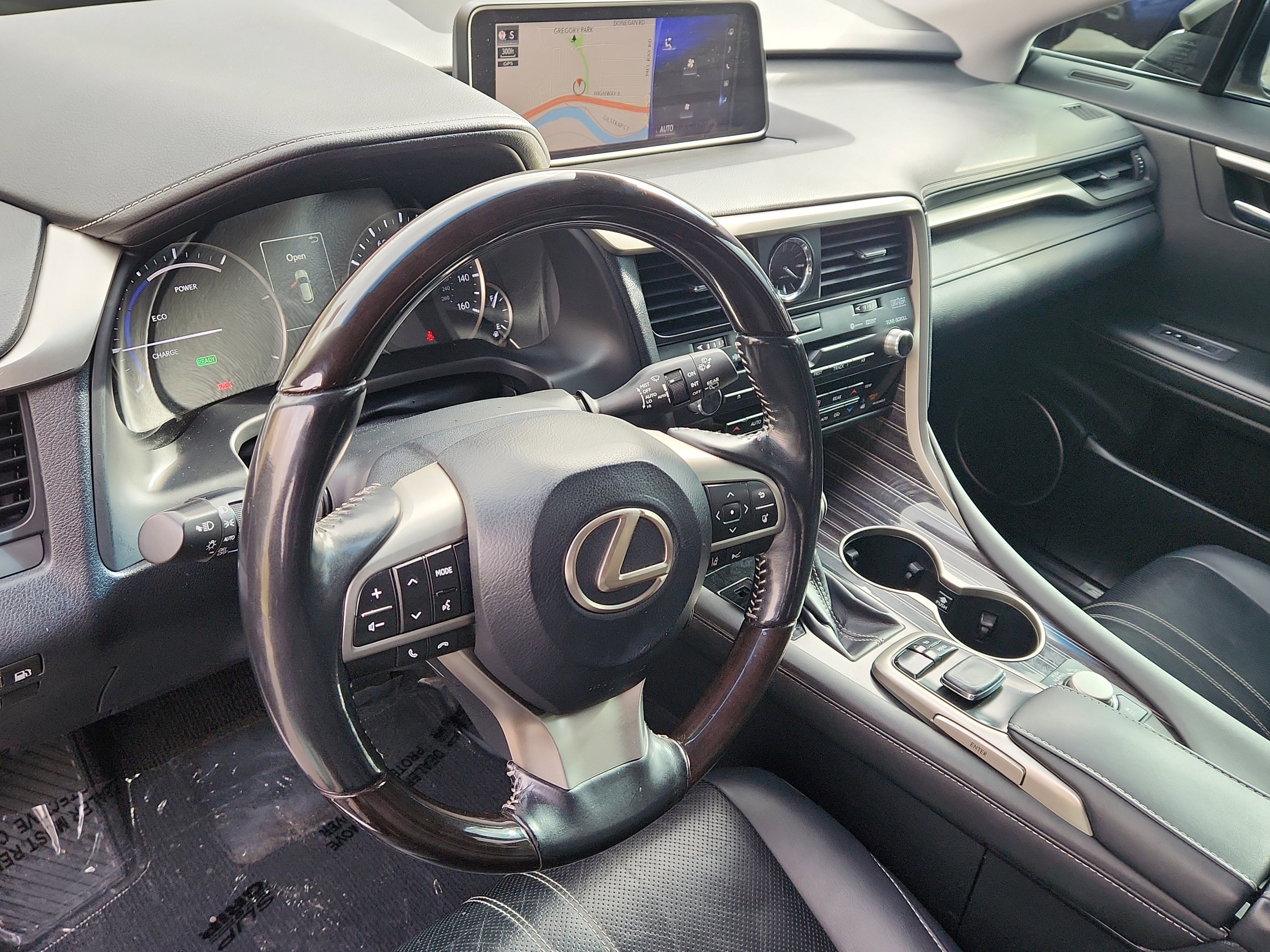 Used 2019 Lexus RX 450hL Luxury w/ Accessory Package image 8