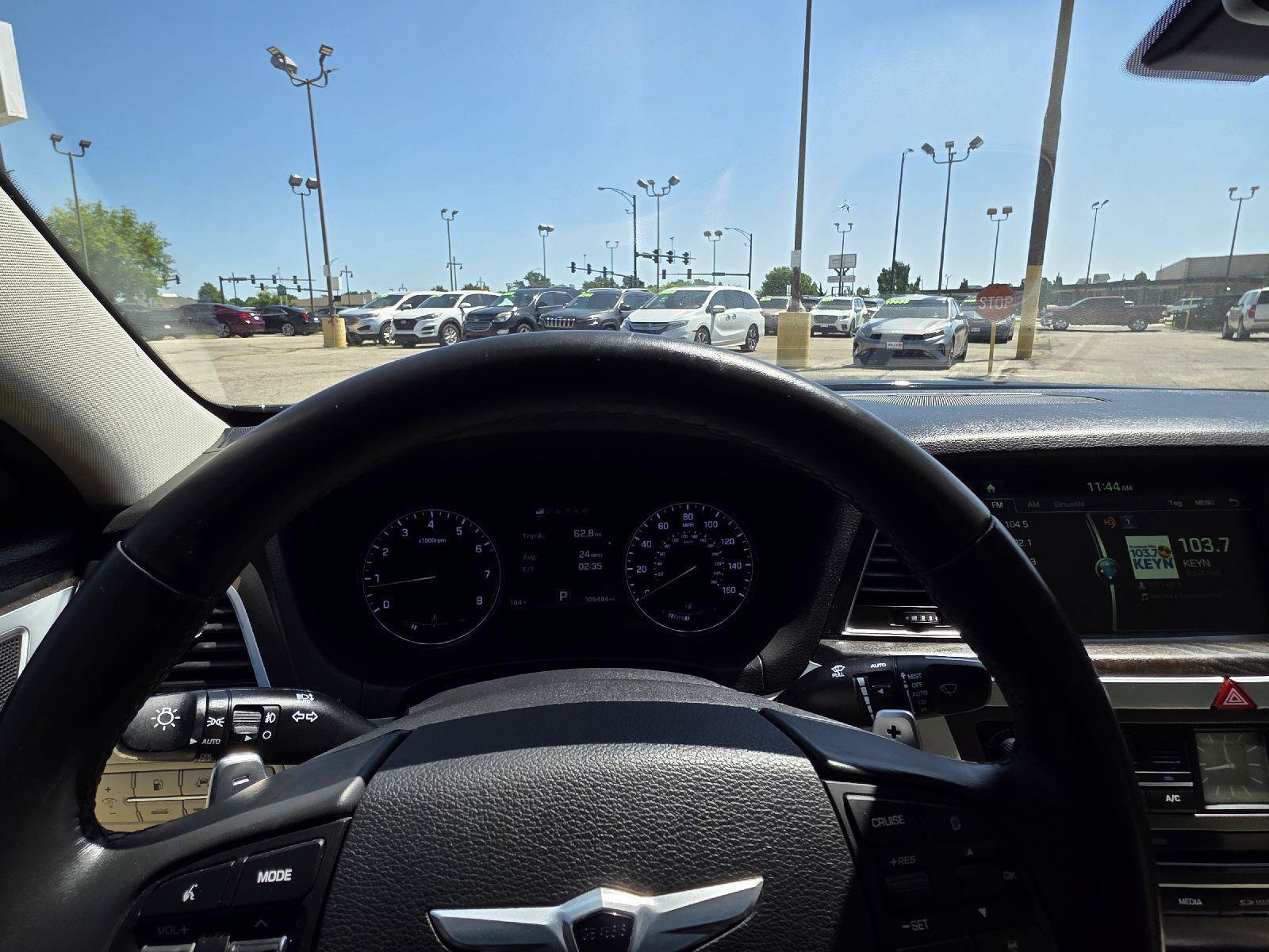 Used 2015 Hyundai Genesis 5.0 w/ Option Group 05 RWD image 30