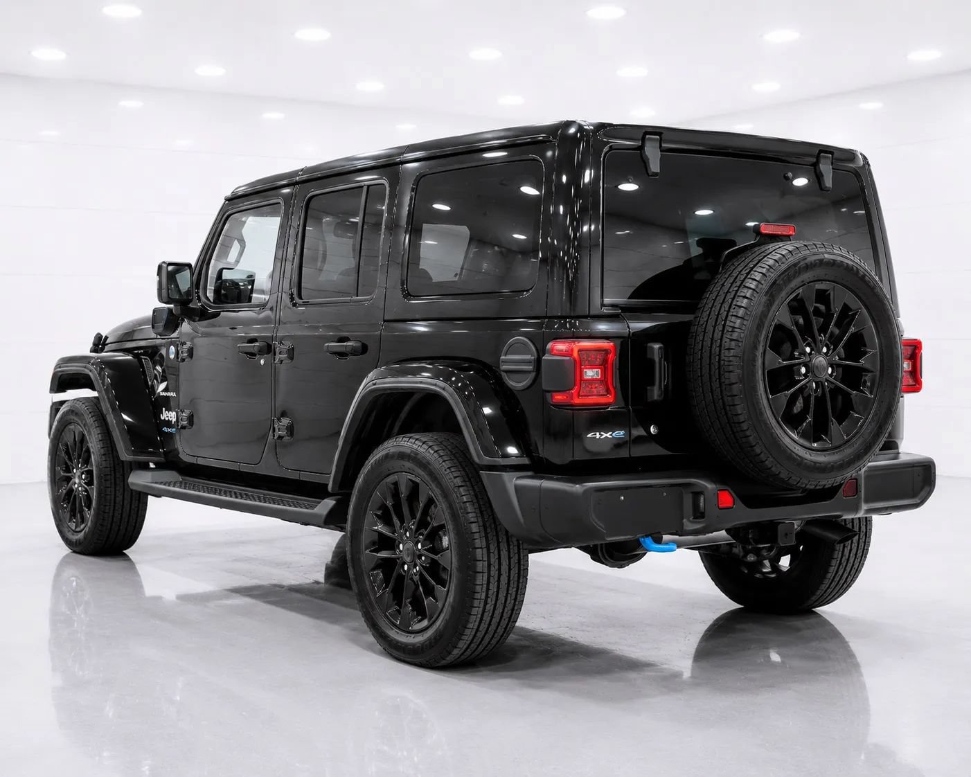 Used 2023 Jeep Wrangler Unlimited Rubicon 4xe AWD/4WD image 3