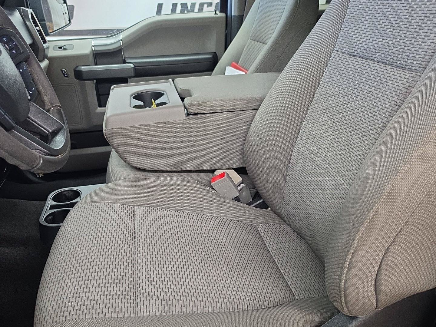Used 2019 Ford F150 XLT w/ Equipment Group 302A Luxury AWD/4WD image 6