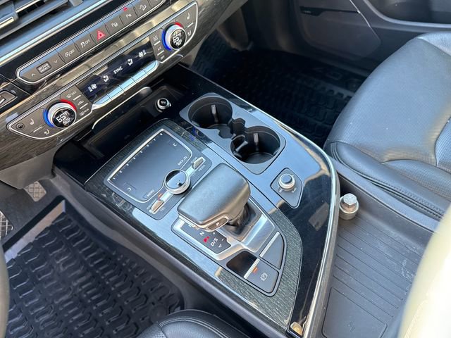 Used 2019 Audi Q7 3.0T Premium Plus image 28