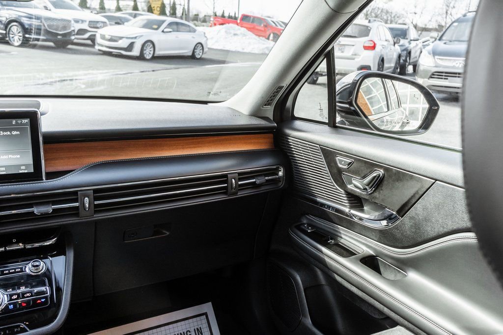 Used 2022 Lincoln Corsair Reserve image 14