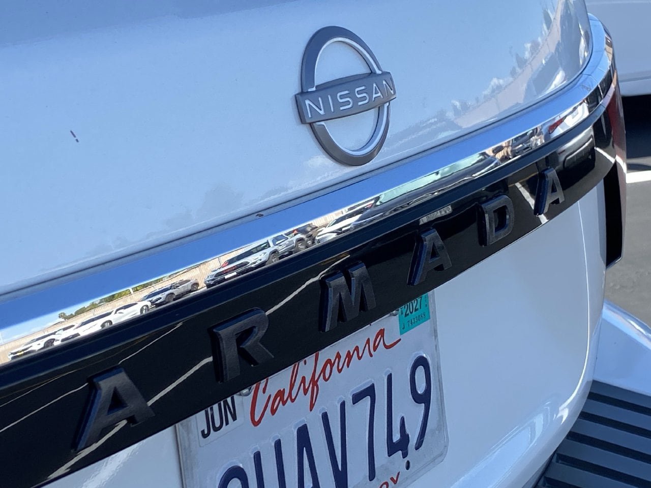 Certified 2024 Nissan Armada SV w/ Cargo Package RWD image 5