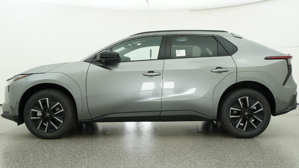 New 2026 Toyota bZ FWD image 19