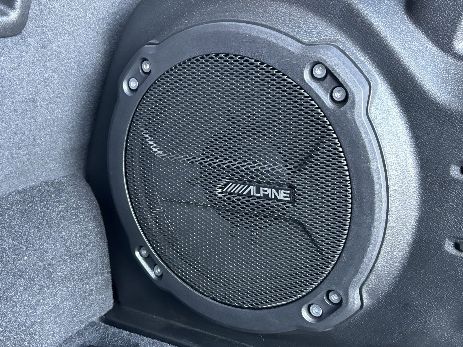 Used 2022 Jeep Wrangler Unlimited Sahara w/ Cold Weather Group image 22