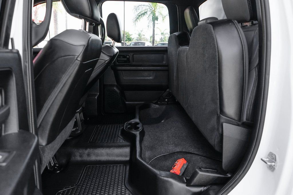 Used 2022 RAM 5500 Tradesman w/ Chrome Appearance Group image 36