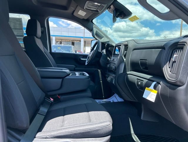 New 2026 Chevrolet Silverado 2500 Custom w/ Custom Value Package AWD/4WD image 32