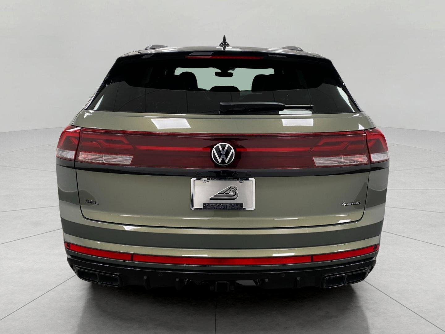 New 2026 Volkswagen Atlas Cross Sport SEL R-Line image 5