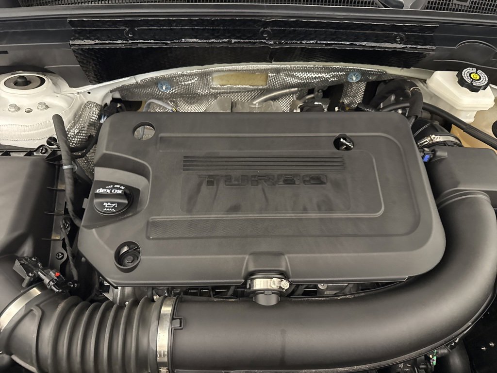 Used 2022 Buick Envision Essence w/ Technology Package I image 57