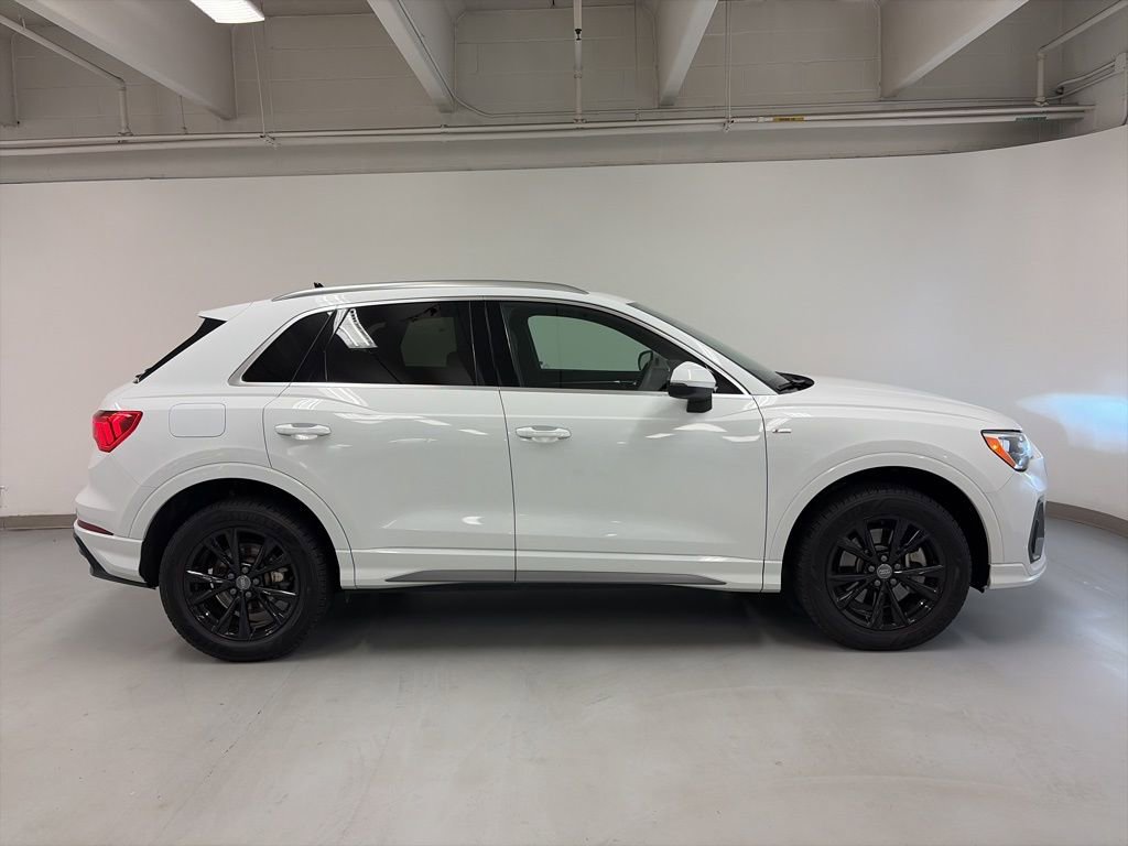 Used 2021 Audi Q3 2.0T Premium w/ Convenience Package image 6